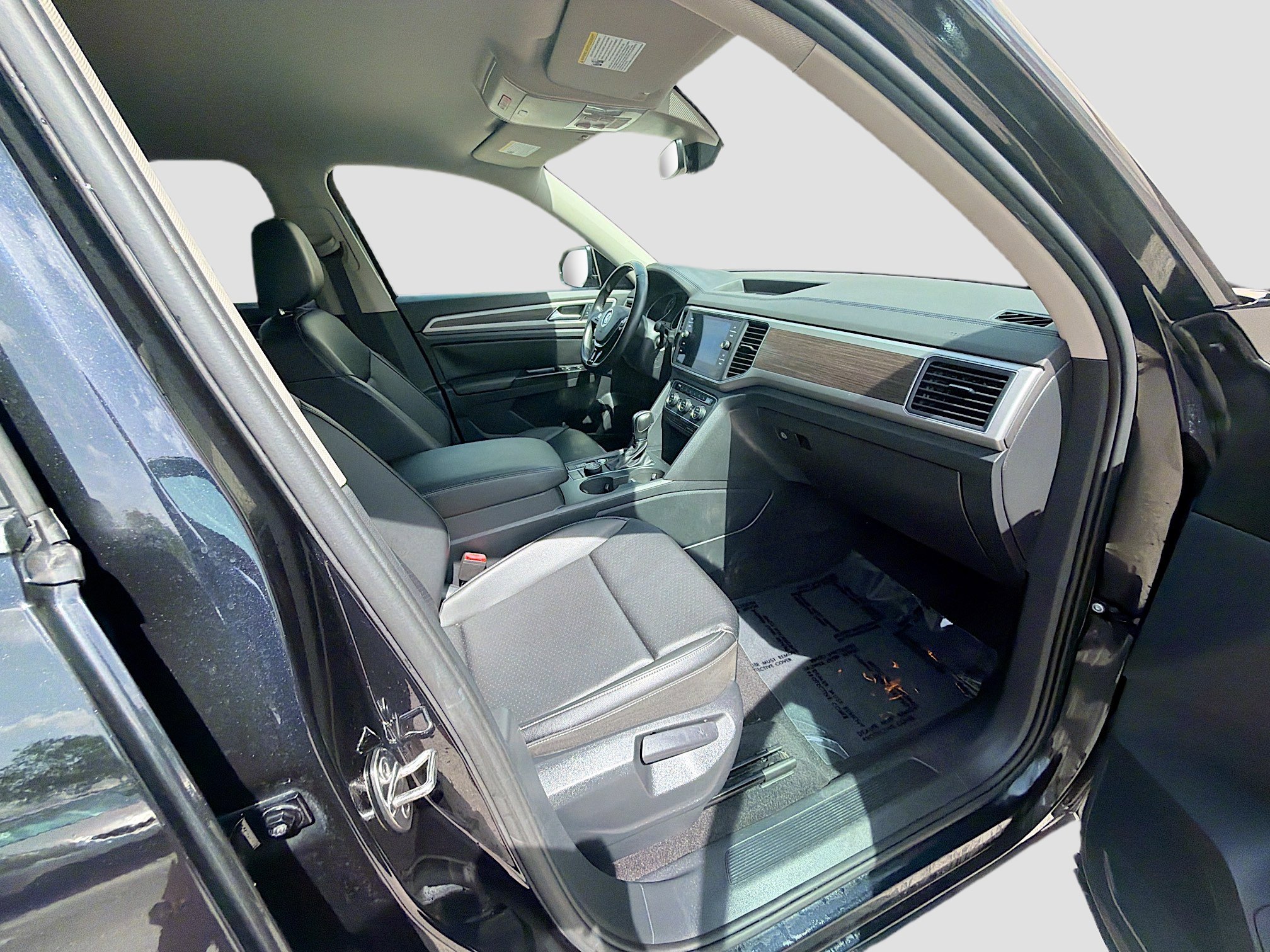 Used 2019 Volkswagen Atlas SE image 29