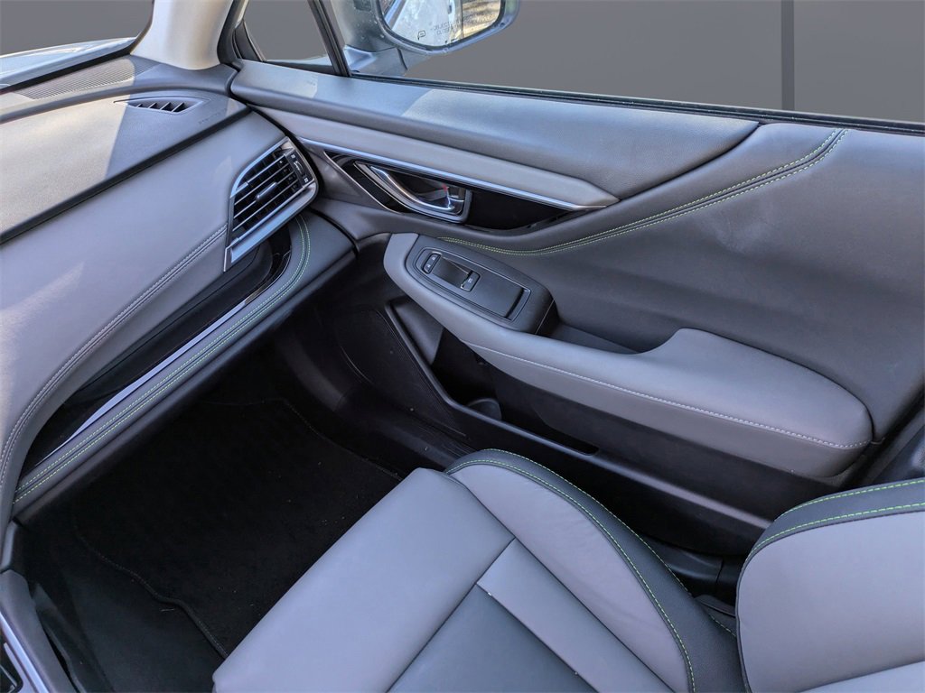 Used 2023 Subaru Outback Onyx Edition image 18