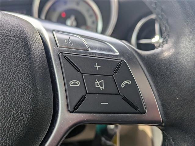 Used 2012 Mercedes-Benz SLK 350 image 15