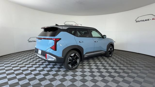 New 2027 Kia Seltos S FWD image 8