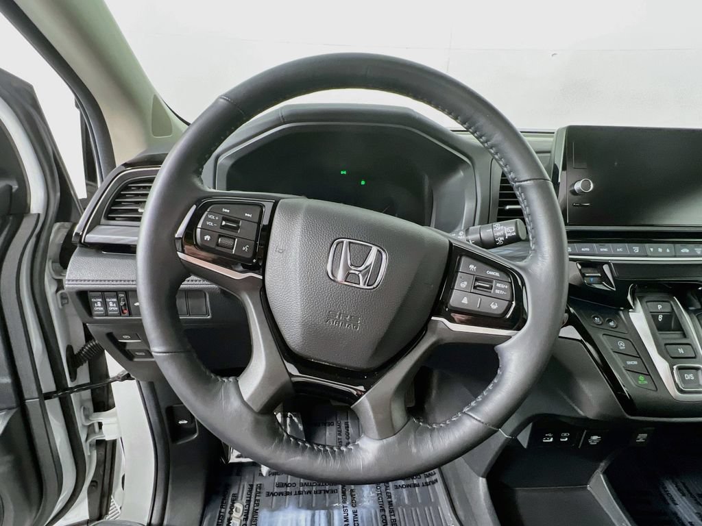 Used 2025 Honda Odyssey Elite image 11