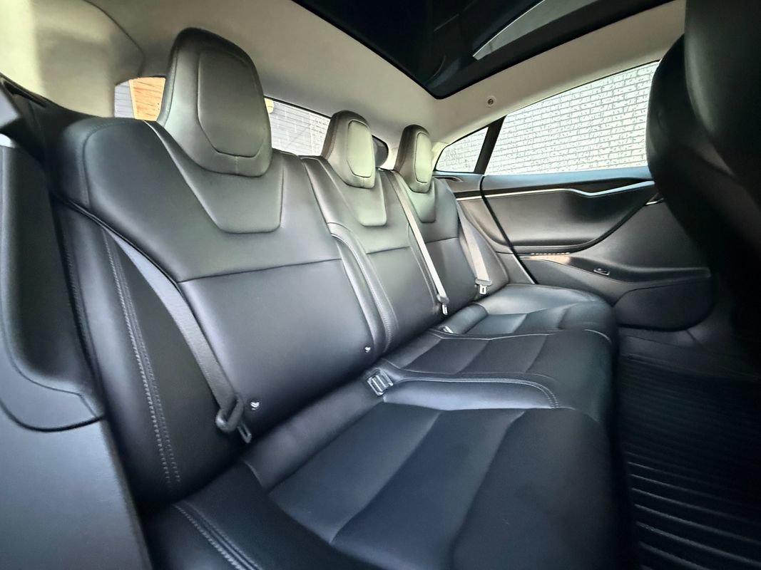 Used 2019 Tesla Model S 100D image 22