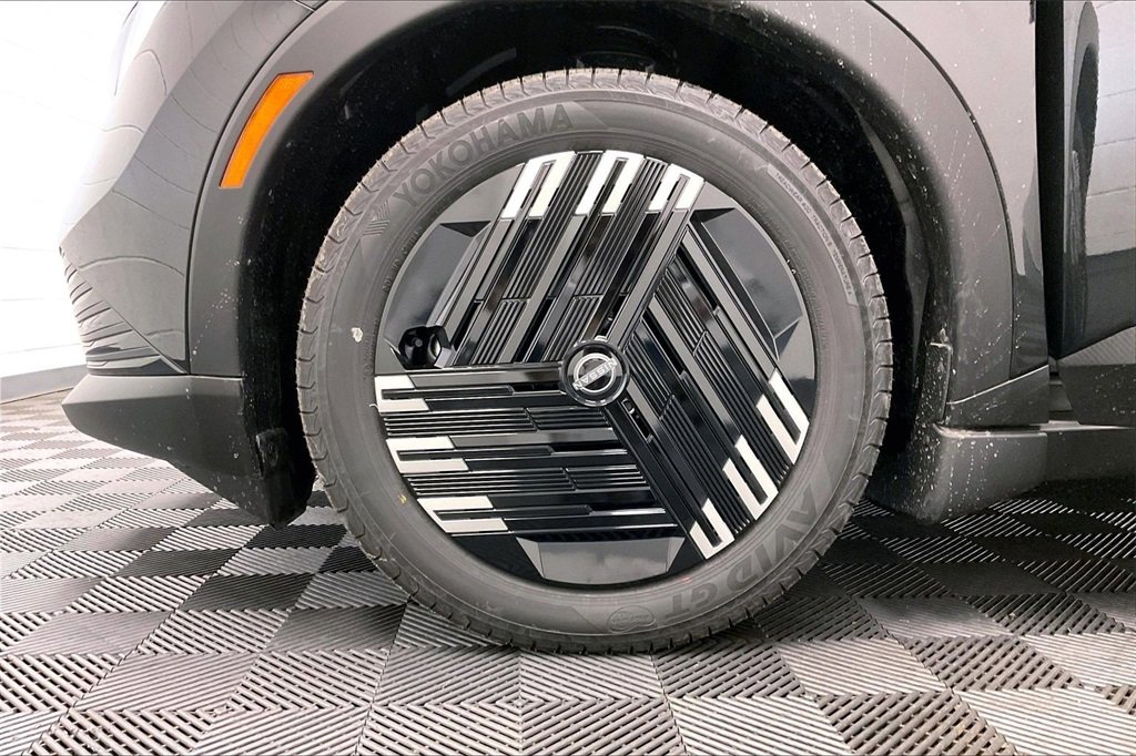 New 2026 Nissan Leaf image 12