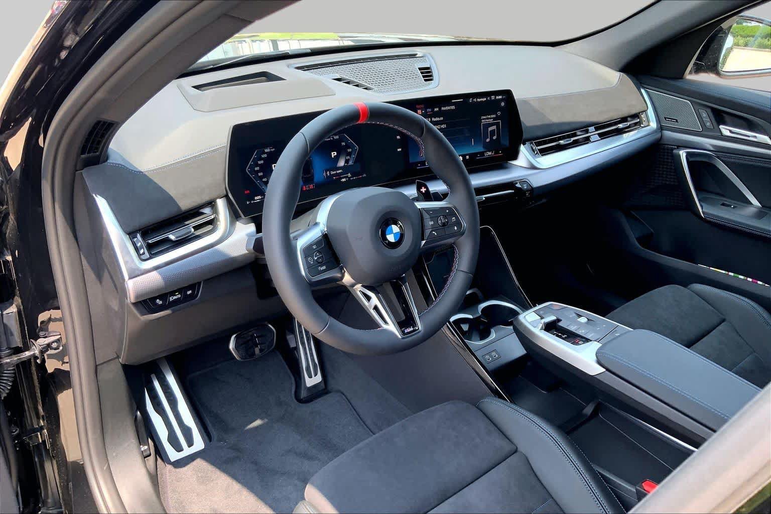New 2026 BMW X2 M35i w/ Technology Package AWD/4WD image 8