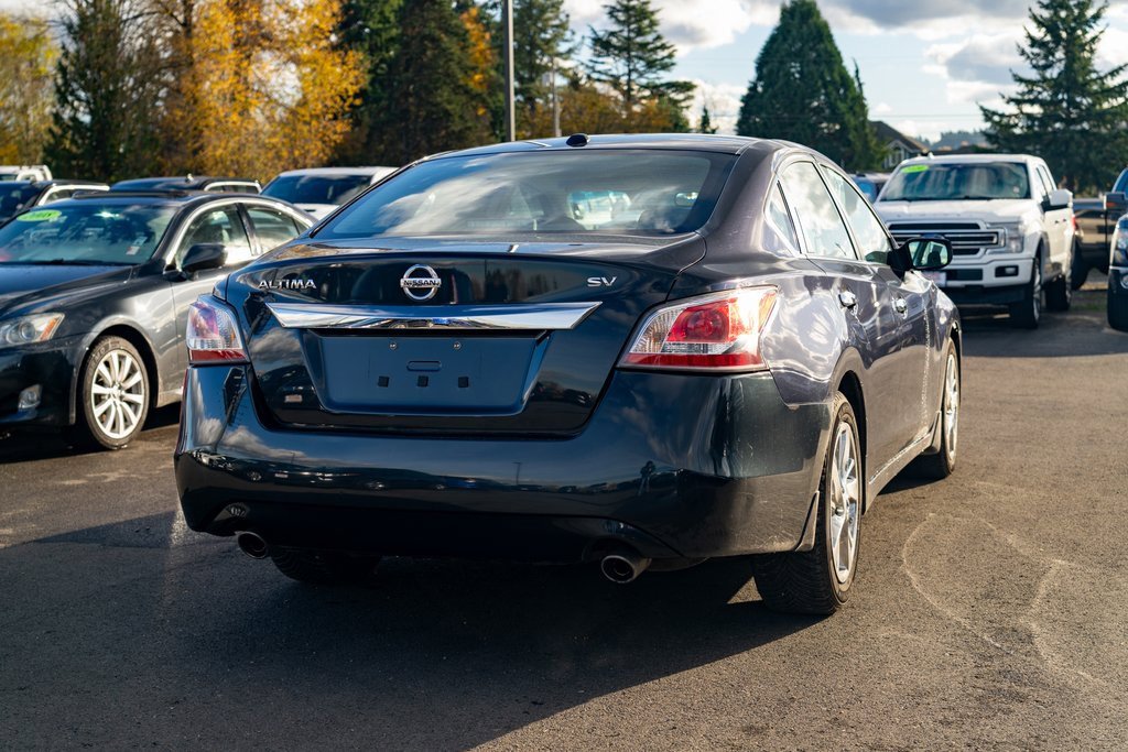 Used 2015 Nissan Altima 2.5 SV image 7
