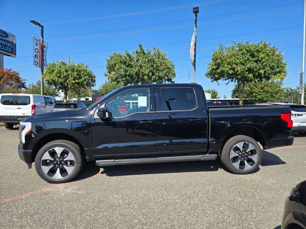 New 2025 Ford F150 Lightning Platinum AWD/4WD image 8