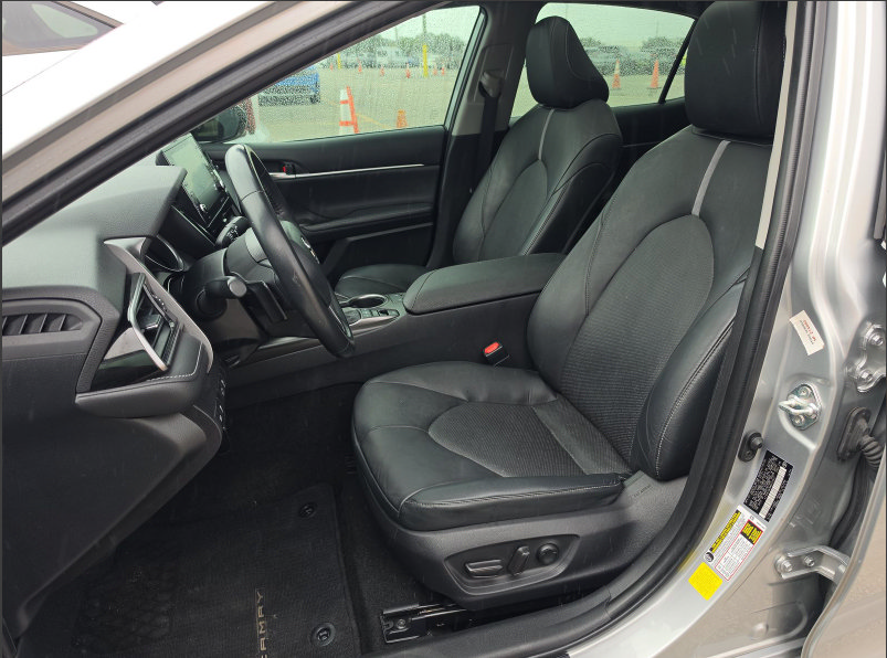 Used 2021 Toyota Camry XSE FWD image 5
