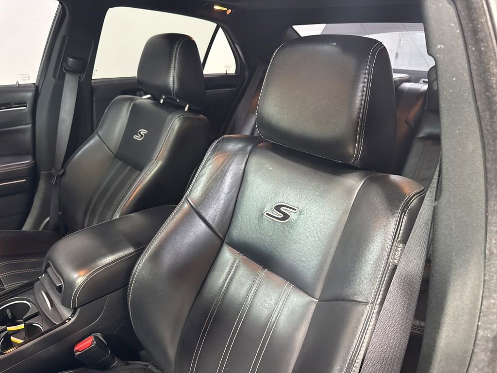 Used 2018 Chrysler 300 S w/ 300S Premium Group AWD/4WD image 26