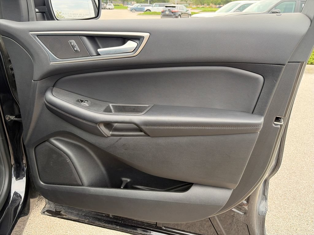 Used 2024 Ford Edge SEL w/ Convenience Package AWD/4WD image 9