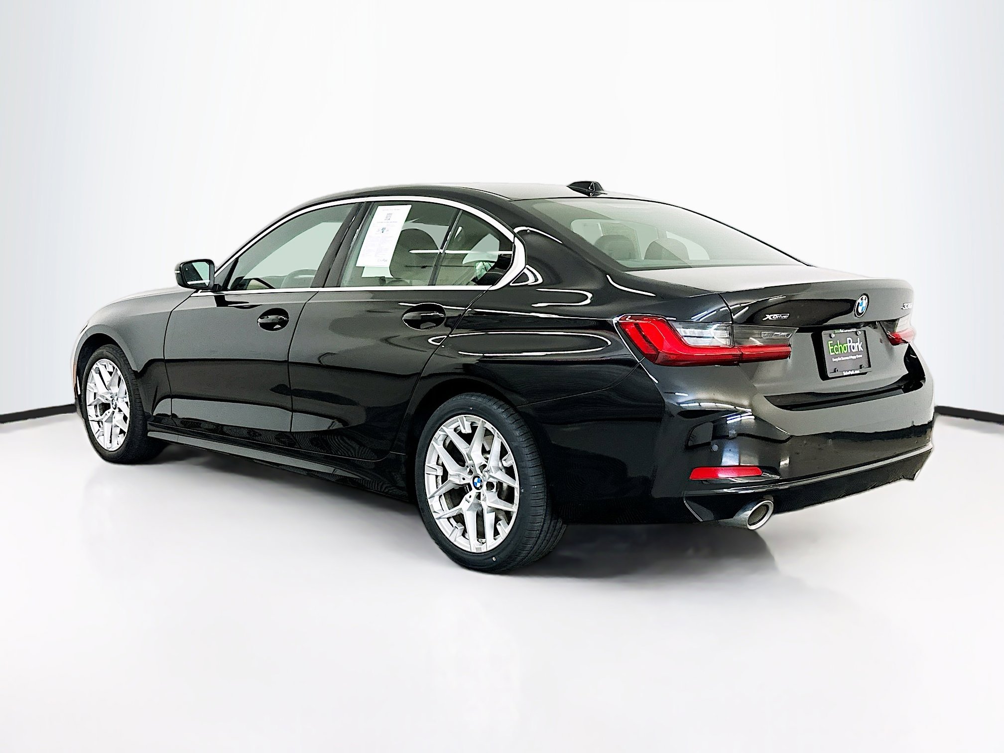 Used 2025 BMW 330i xDrive Sedan image 5