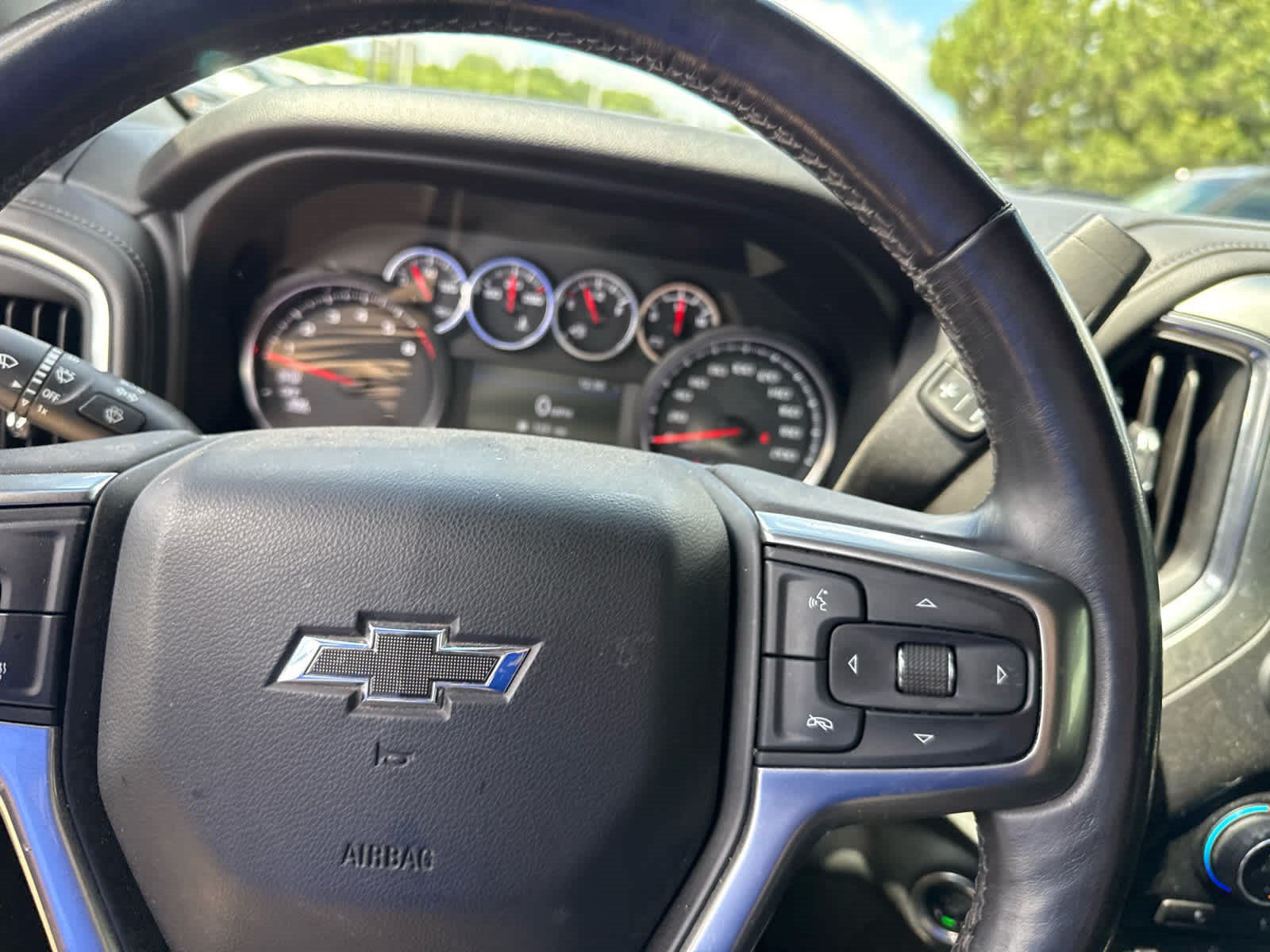 Used 2019 Chevrolet Silverado 1500 RST w/ True North Edition AWD/4WD image 11