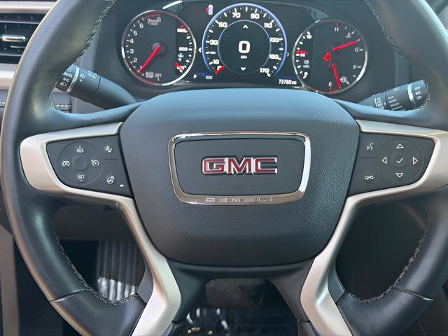 Used 2023 GMC Acadia Denali w/ Denali Technology Package image 10