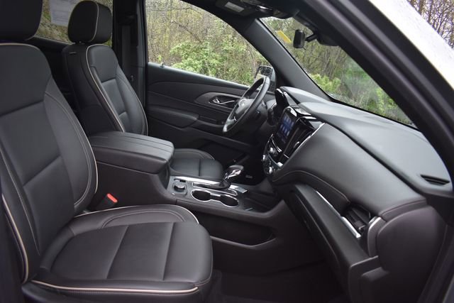 Certified 2023 Chevrolet Traverse Premier w/ LPO, Floor Liner Package AWD/4WD image 17