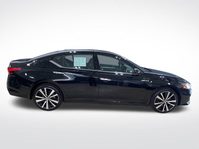 Certified 2020 Nissan Altima 2.5 Platinum image 6