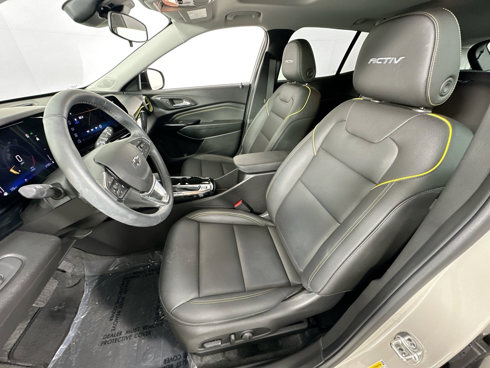 Used 2026 Chevrolet Trax ACTIV w/ Sunroof Package FWD image 20