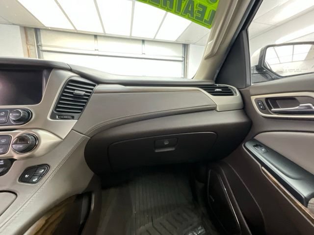 Used 2019 GMC Yukon XL Denali w/ Denali Ultimate Package AWD/4WD image 12
