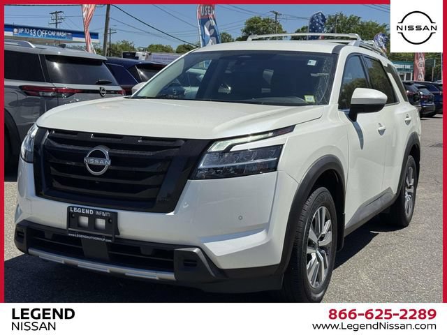 Certified 2023 Nissan Pathfinder SL w/ Black Appearance Package AWD/4WD image 4