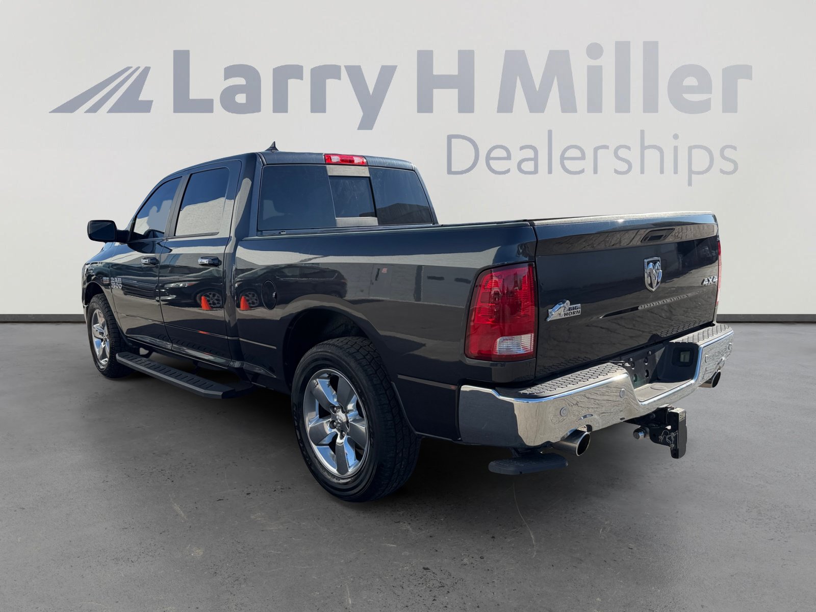 Used 2018 RAM 1500 Big Horn AWD/4WD image 3
