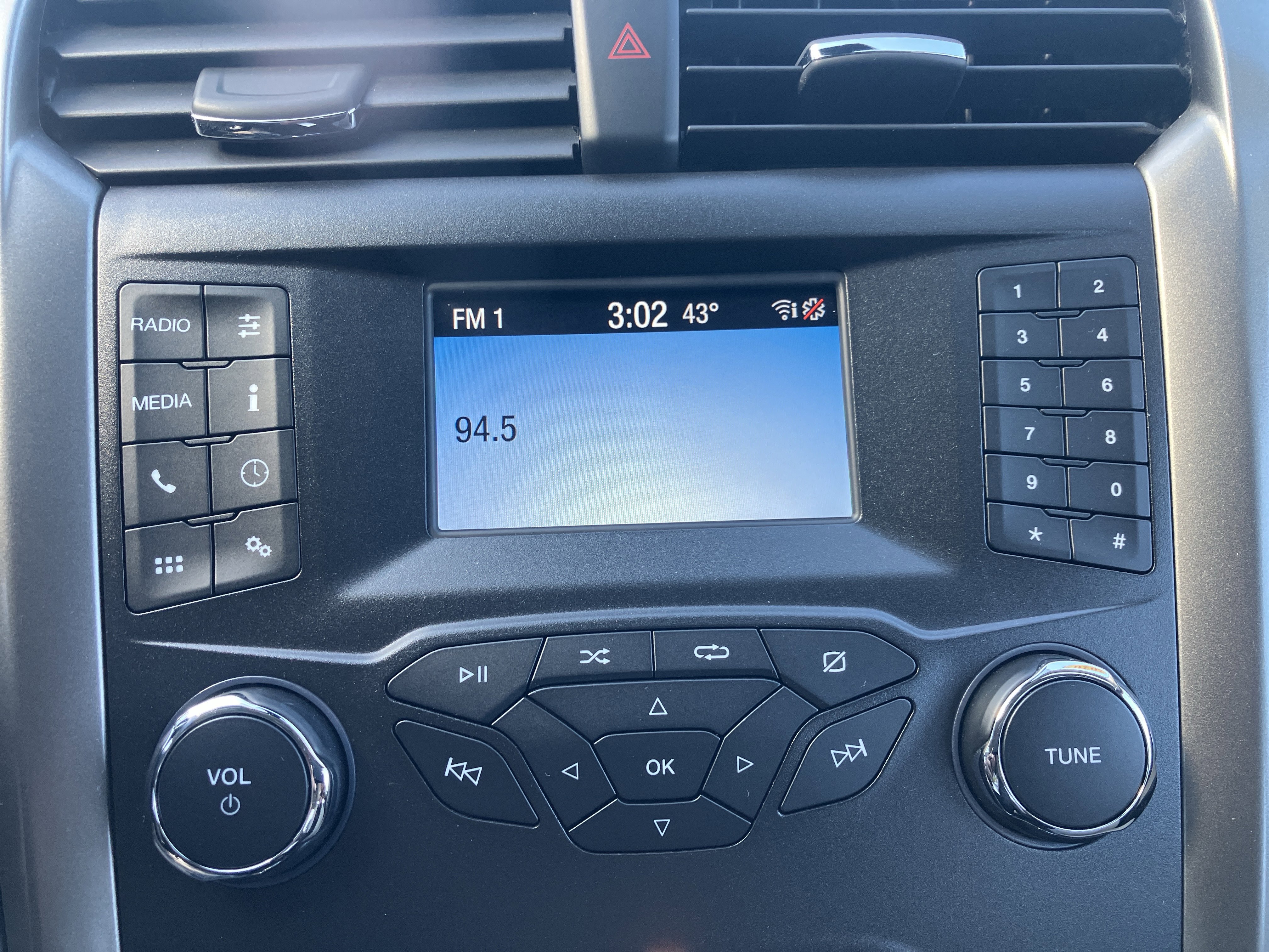 Used 2020 Ford Fusion S image 26