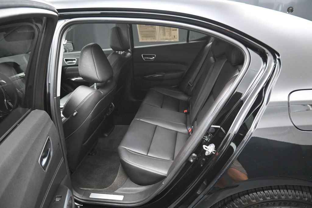 Used 2019 Acura TLX FWD image 30
