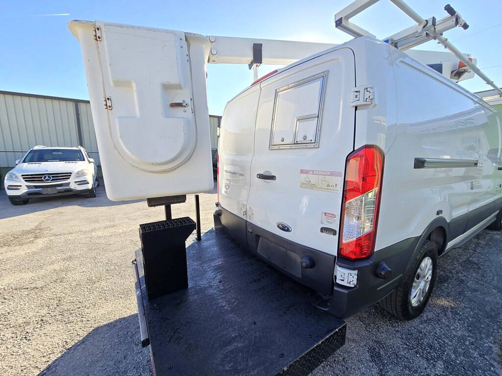 Used 2018 Ford Transit 350 148 Low Roof RWD image 9