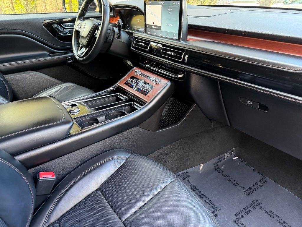 Used 2023 Lincoln Aviator Reserve w/ Equipment Group 201A image 12