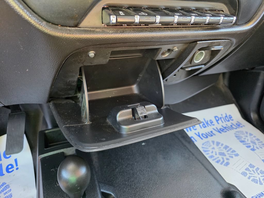 Used 2019 Chevrolet Silverado 2500 W/T w/ WT Convenience Package AWD/4WD image 46
