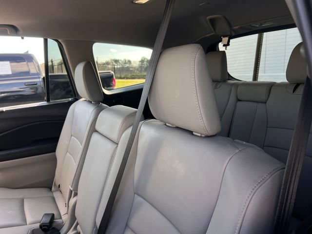 Used 2020 Honda Pilot Touring image 21