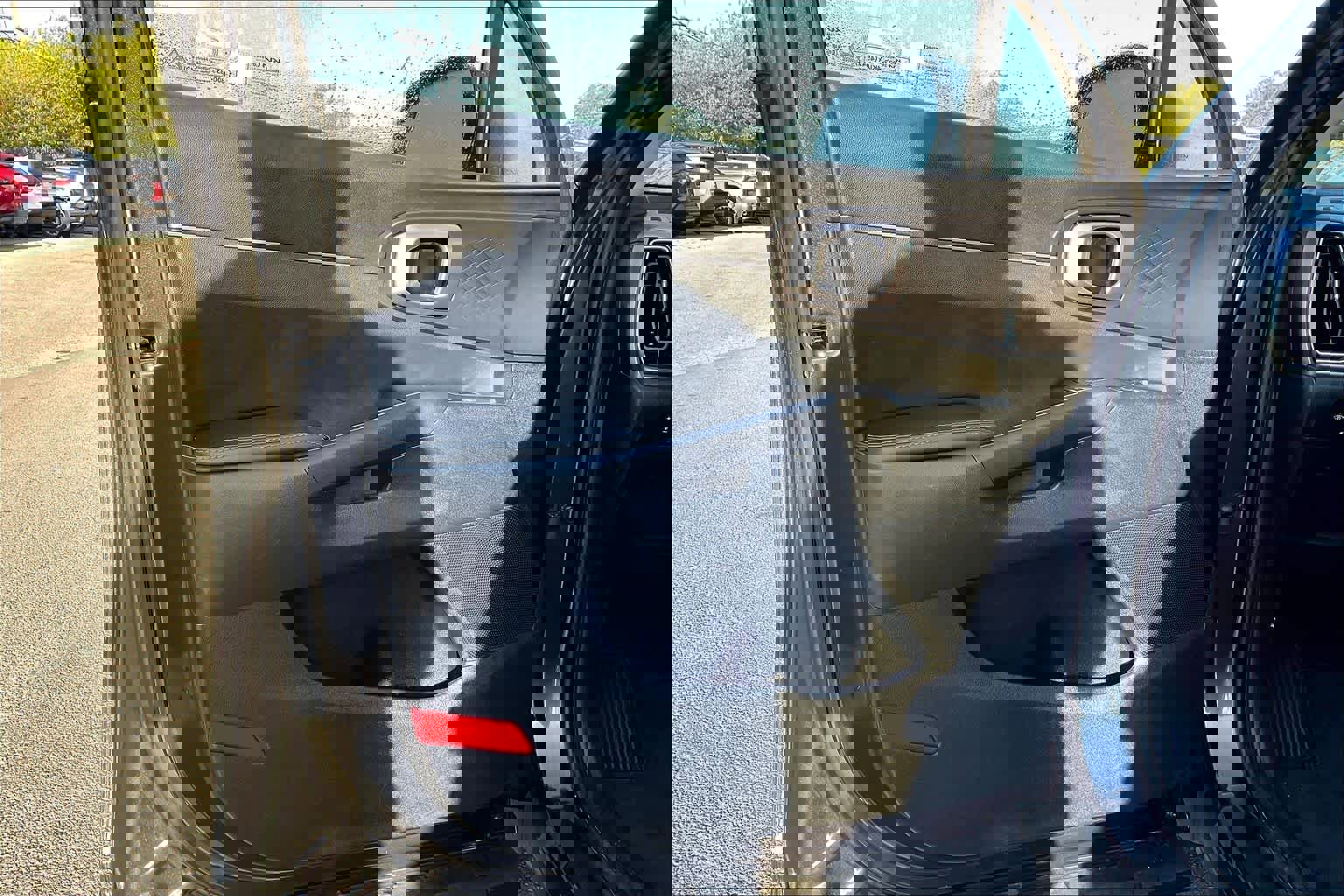 Used 2024 Kia Sorento S image 20