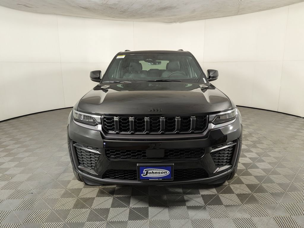 New 2026 Jeep Grand Cherokee Altitude AWD/4WD image 2