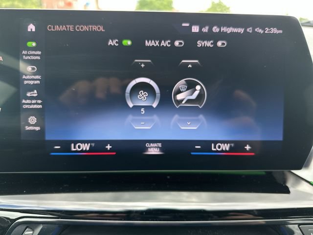 Used 2023 BMW X1 xDrive28i AWD/4WD image 19