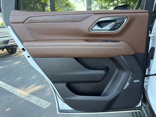 Used 2023 Chevrolet Tahoe High Country AWD/4WD image 22