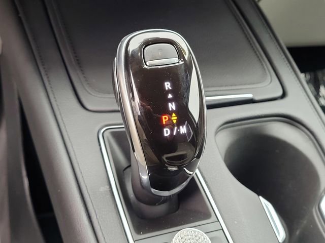 Used 2020 Cadillac XT4 Premium Luxury w/ Technology Package image 19