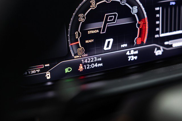 Used 2024 Lamborghini Urus Performante AWD/4WD image 57