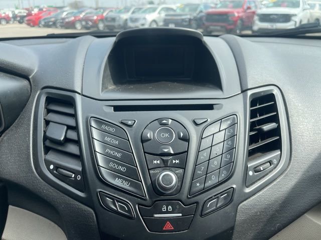 Used 2019 Ford Fiesta SE image 27