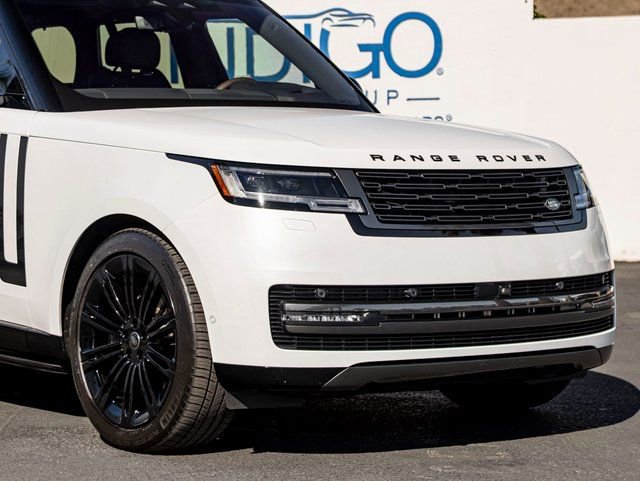 Used 2023 Land Rover Range Rover SE AWD/4WD image 5