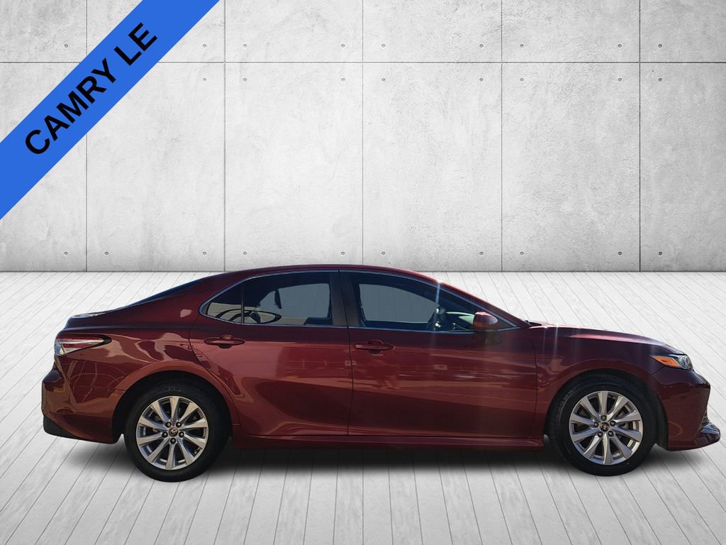 Used 2020 Toyota Camry LE image 5