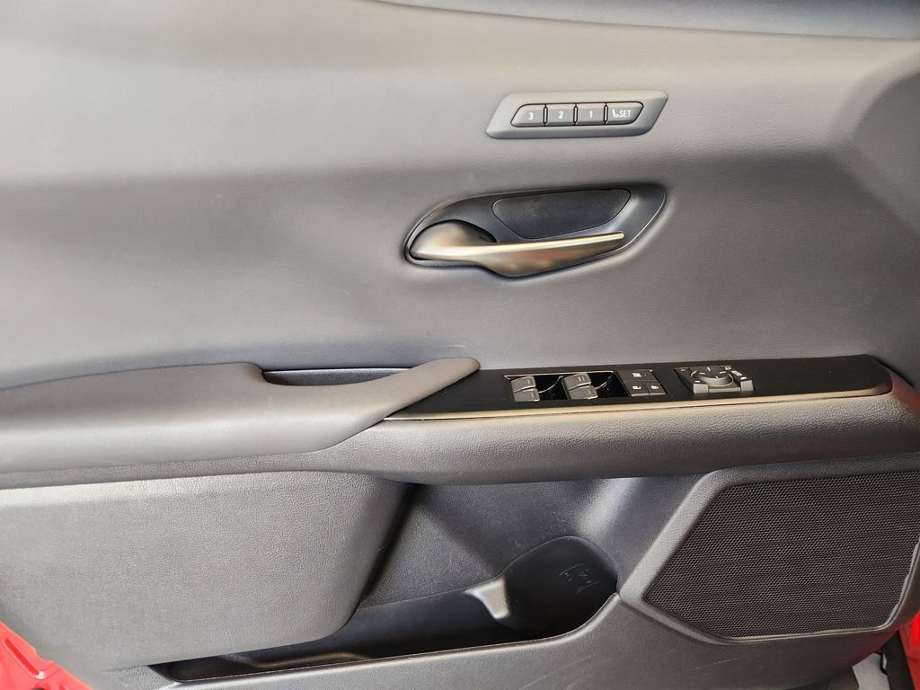 Used 2024 Lexus UX 250h F Sport FWD image 22
