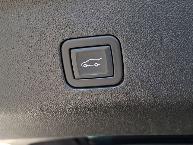 Certified 2024 Cadillac Escalade ESV Luxury w/ LPO, Floor Liner Package image 27