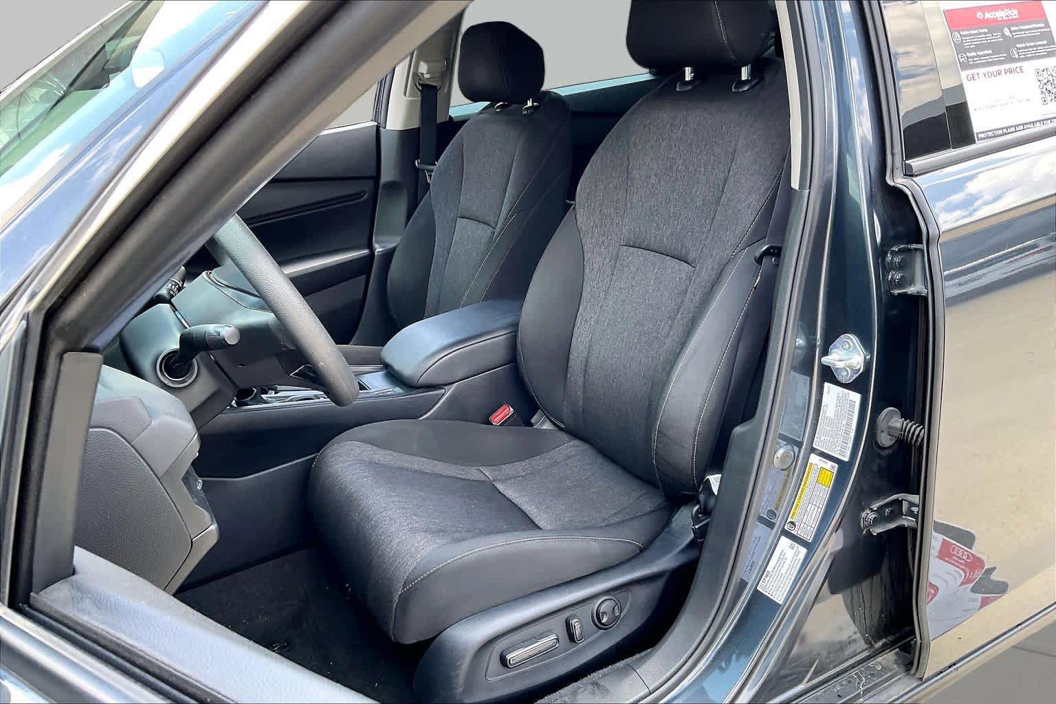 Used 2023 Honda Accord EX image 8