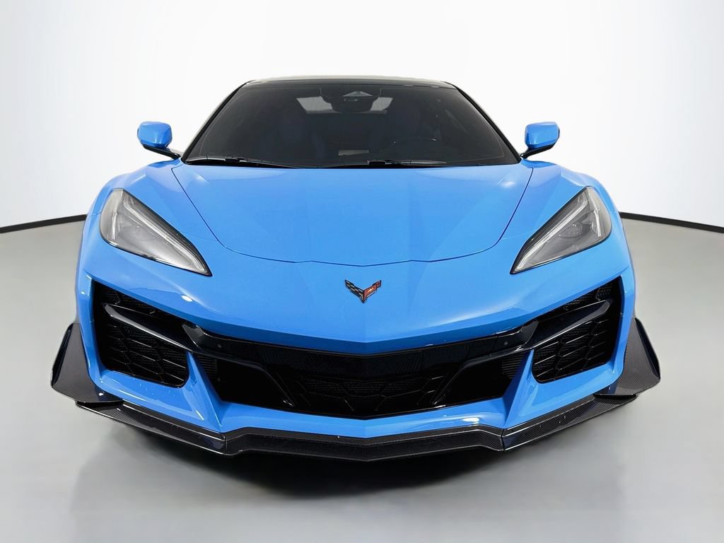 Used 2024 Chevrolet Corvette Z06 w/ Z07 Performance Package RWD image 6