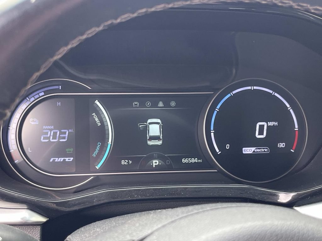Used 2022 Kia Niro EX FWD image 25