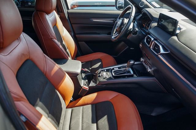 Used 2024 MAZDA CX-5 Carbon Edition image 17