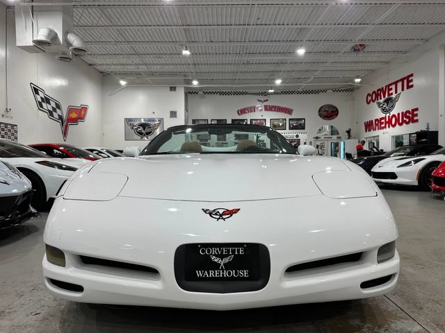 Used 2004 Chevrolet Corvette Convertible RWD image 20