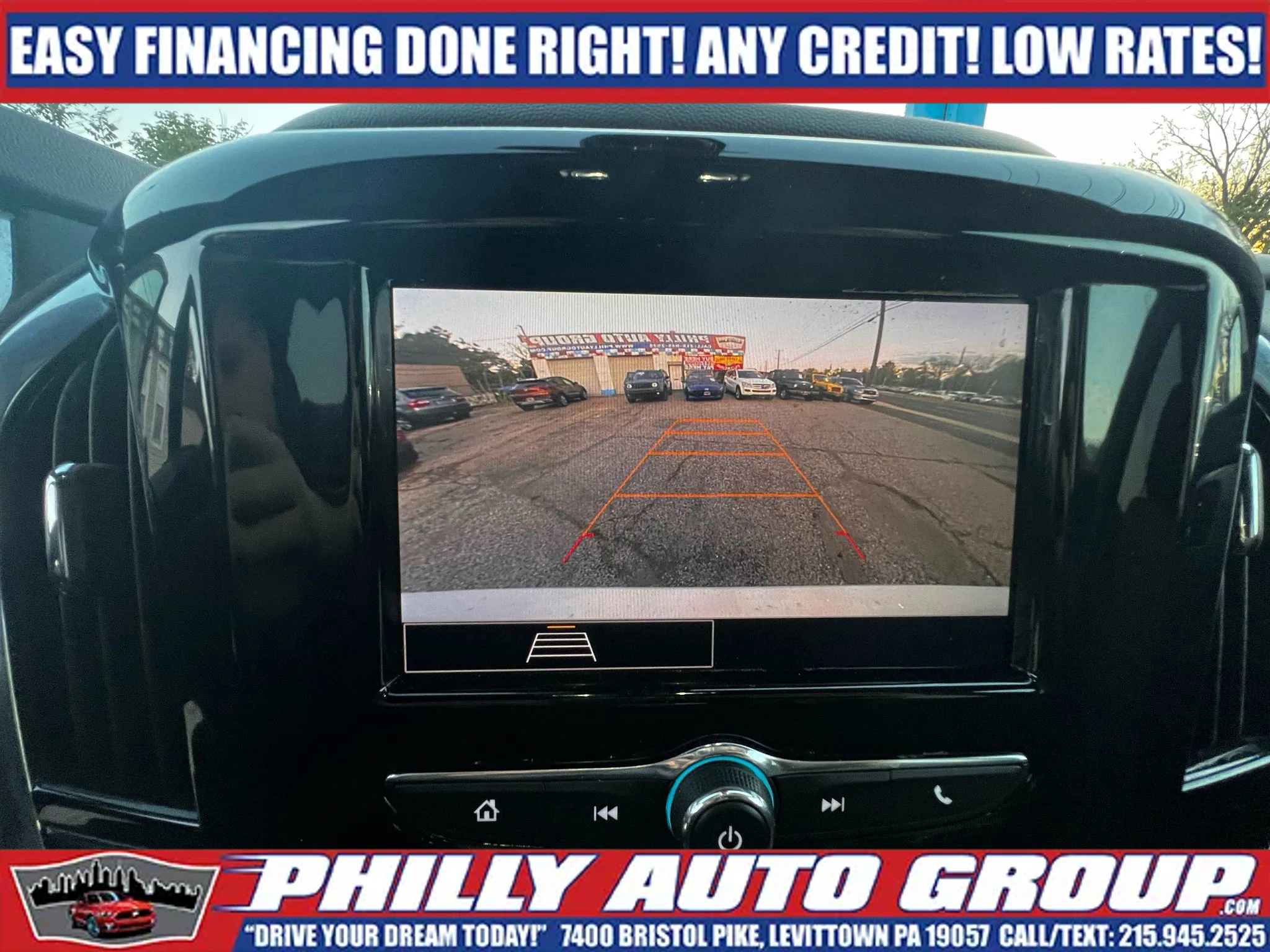 Used 2022 Chevrolet Traverse LT w/ LPO, Floor Liner Package image 34