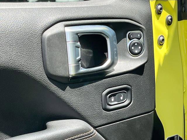 Certified 2022 Jeep Wrangler Unlimited Rubicon w/ Trailer Tow Package AWD/4WD image 18