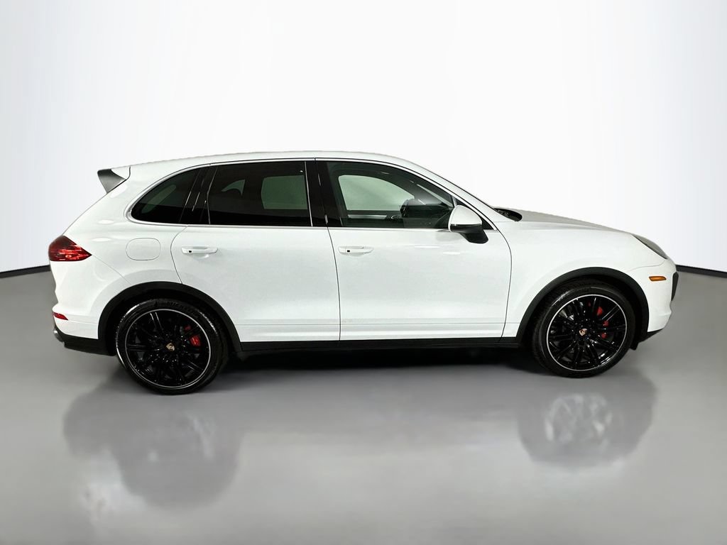 Used 2015 Porsche Cayenne Turbo AWD/4WD image 8