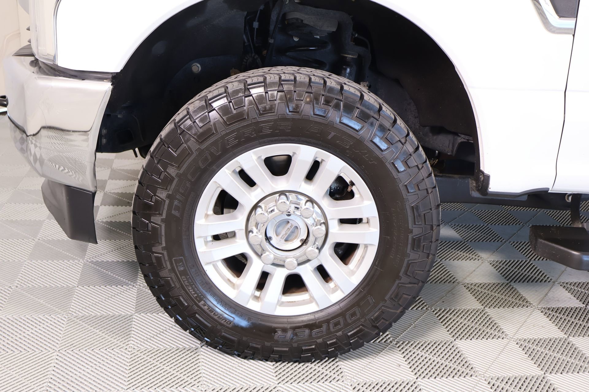 Used 2019 Ford F250 XL w/ STX Appearance Package AWD/4WD image 16