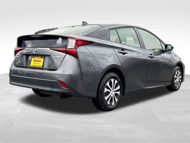Used 2020 Toyota Prius LE image 8