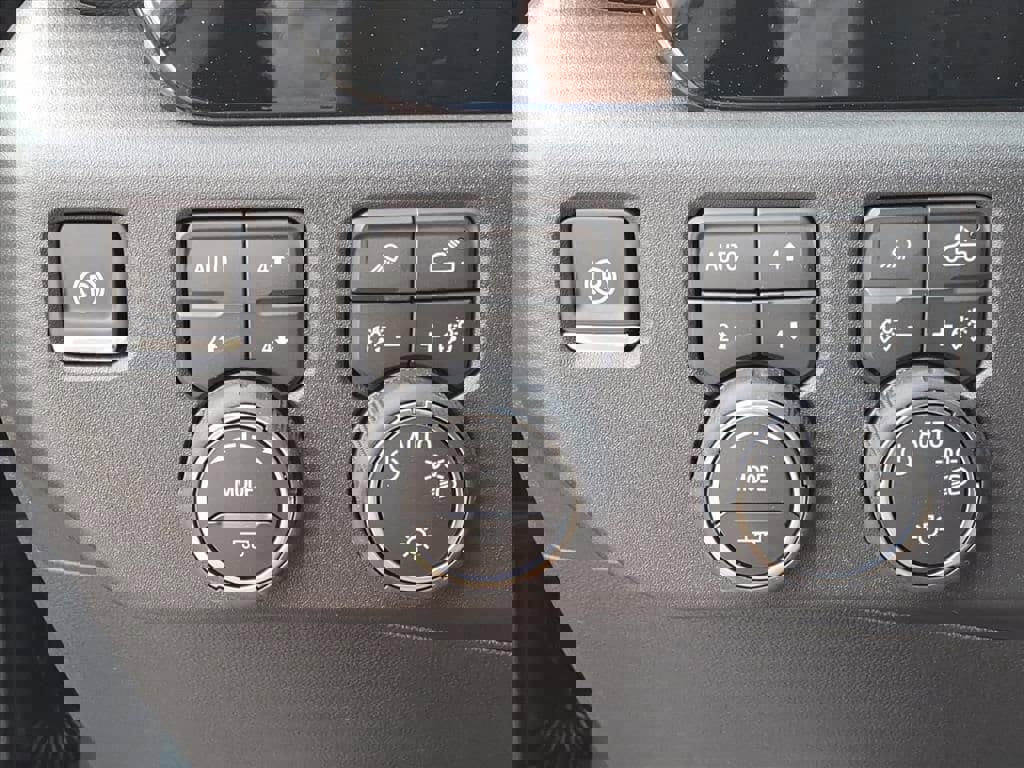 New 2026 Chevrolet Silverado 1500 LT w/ Texas Edition Plus image 12